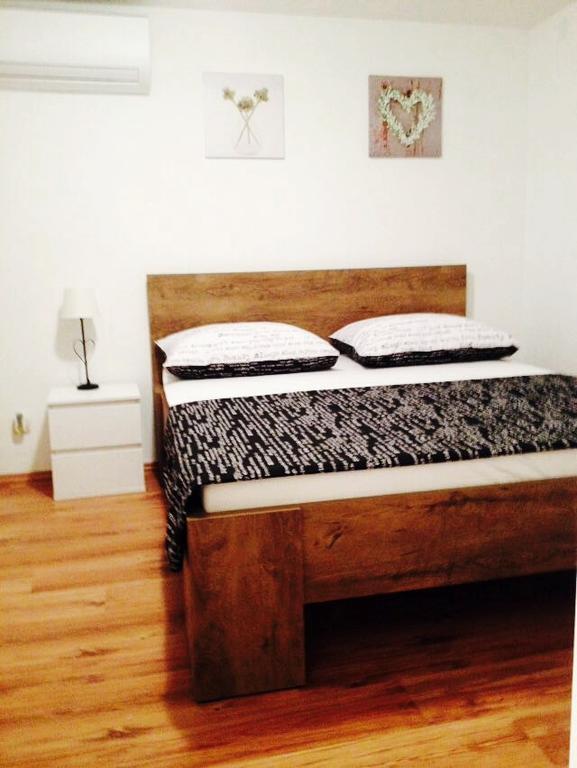 Bellus Apartment-Completely Renovated Split Exterior photo